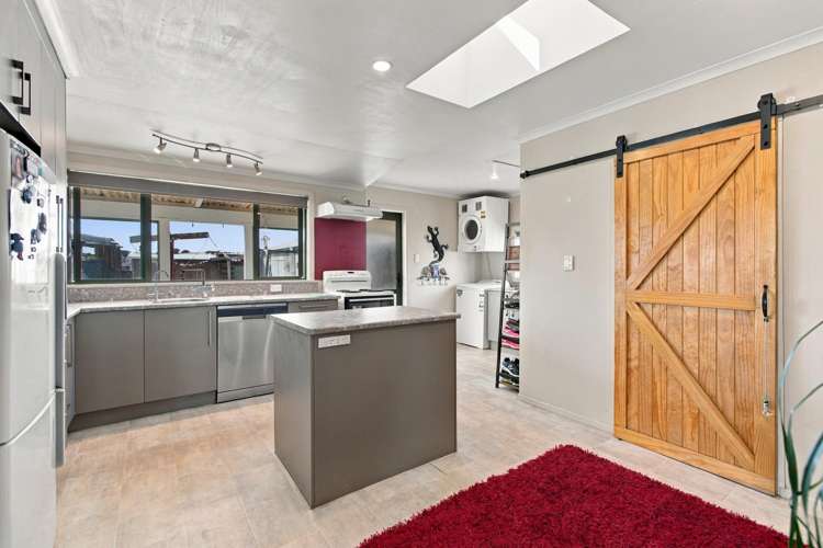 30 Memorial Place Waitara_25