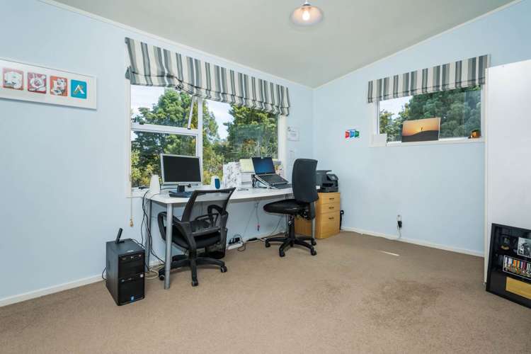 31 Martin Crescent Northcote_13