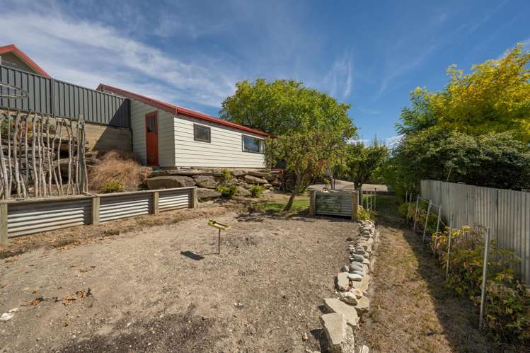 13 Lanes Road Bridge Hill_27