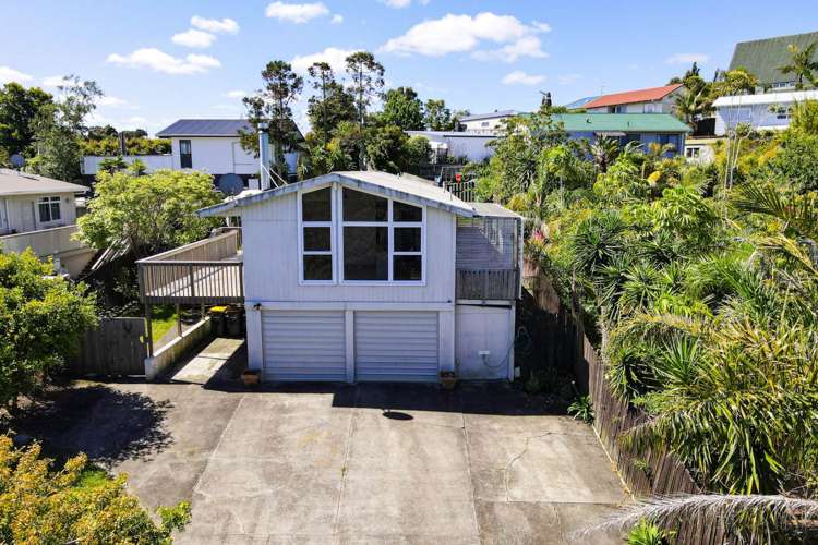 58 Brian Crescent Stanmore Bay_3