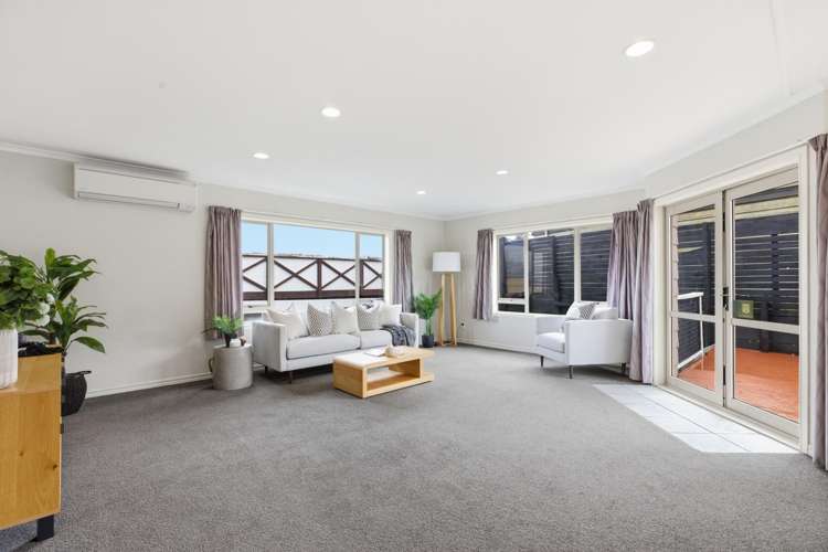 8a The Drive Brookfield_16