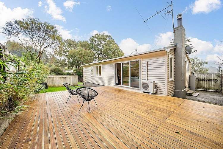 10 James Grove Stokes Valley_15