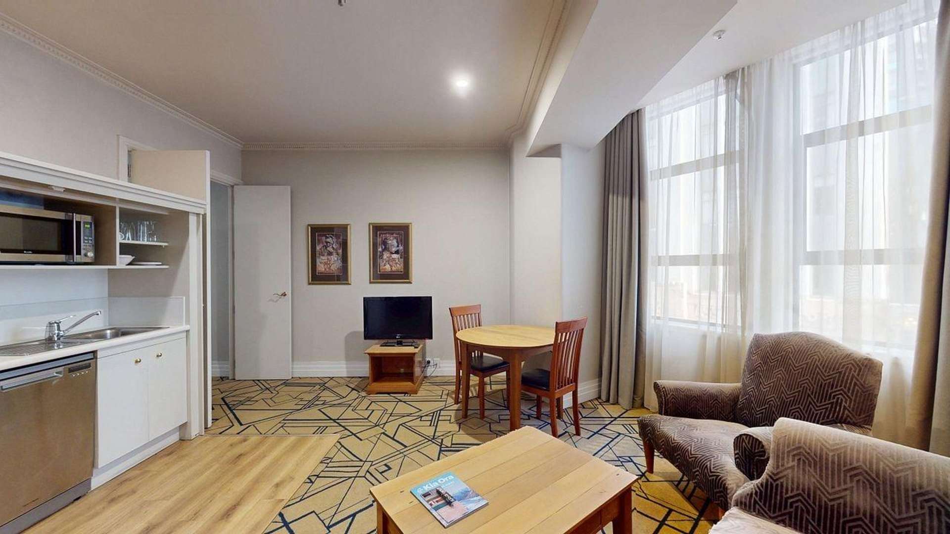 2A/33 Hunter Street 2185_0