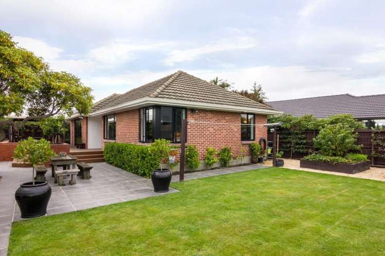 2 Springbank Street Bryndwr_22