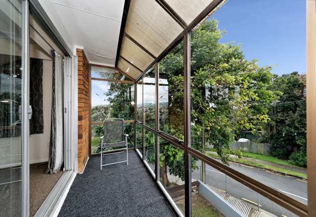 4/2 Routley Drive Glen Eden_2