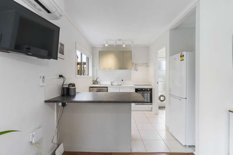 1/28 Copley Street New Lynn_10