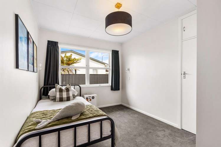 111 Nottingley Road Frimley_11