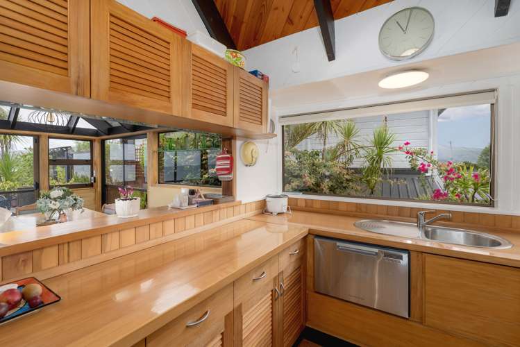 1980 Wyuna Bay Road Coromandel ThamesCoromandel Houses for Sale