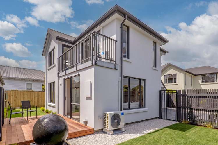 1A Trist Place Edgeware_16