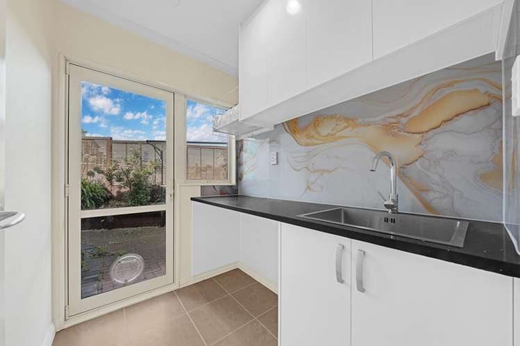 16 John Rymer Place Kohimarama_17