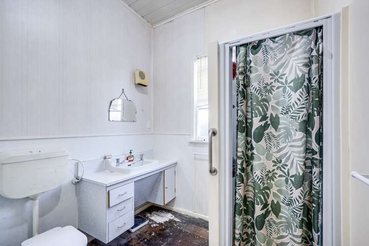 135 Georges Drive Napier South_13