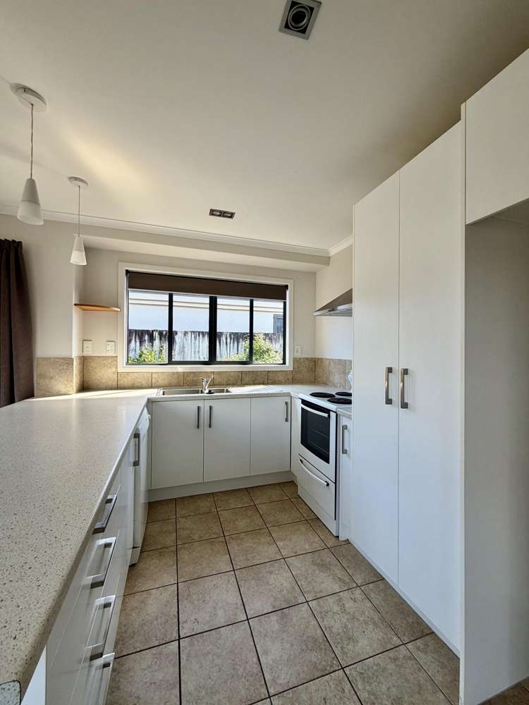 4 Madeleine Terrace Papamoa_3