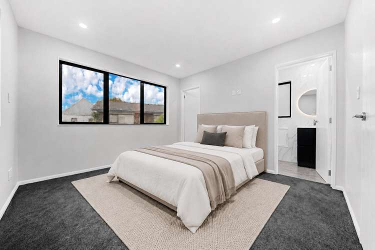 1/12 Sheralee Place Bucklands Beach_9