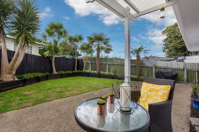 35e Youngs Road Papakura_1