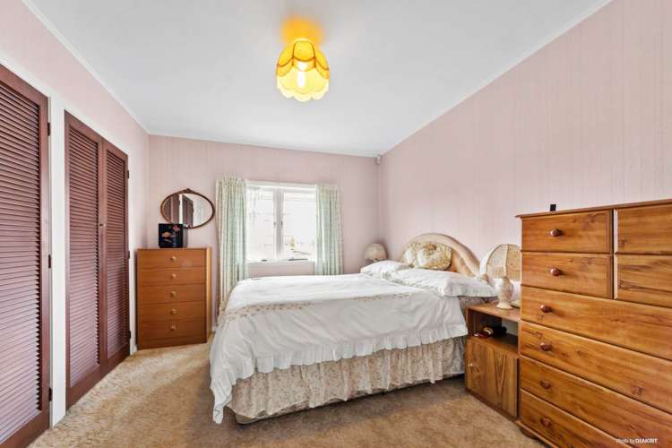 42 Fruitvale Road New Lynn_10