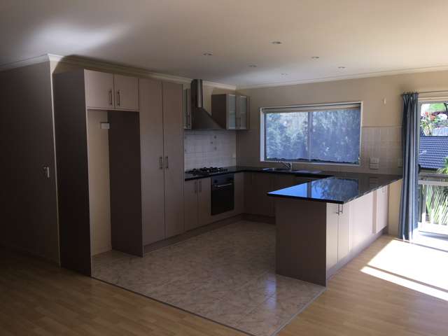 25 Simpson Road Ranui_2