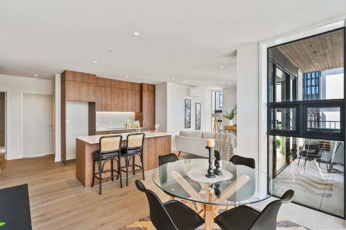 303/84C Te Oneroa Way_0