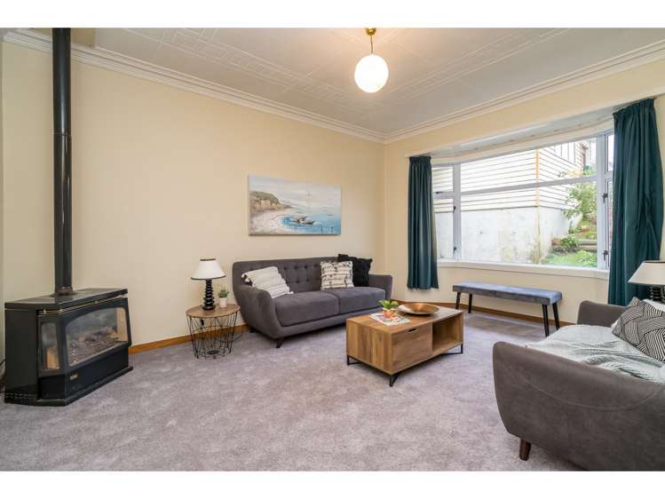 117 Riselaw Road Calton Hill_5