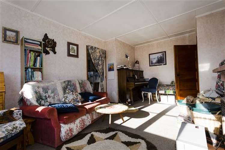 32 Columba Avenue Calton Hill_7