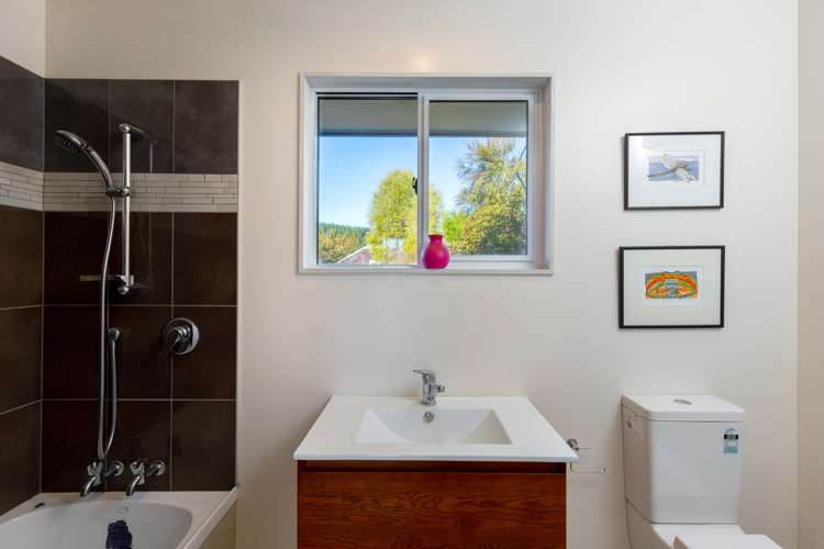 151 Guernsey Road Renwick_23