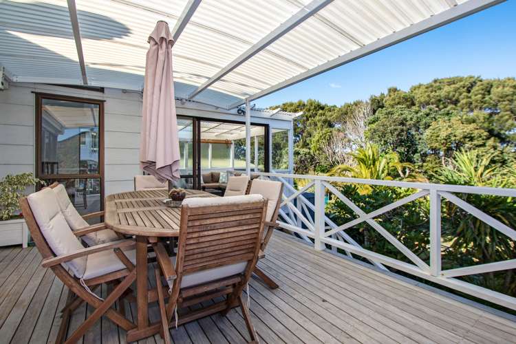 1309 Whangaparaoa Road Army Bay_5