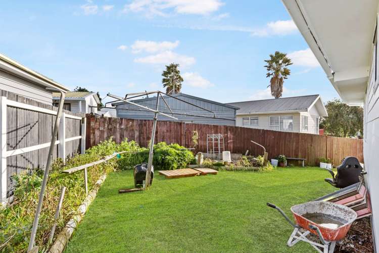 6 Iris Place Clendon Park_30