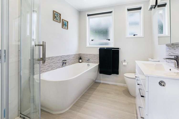 19 Eames Crescent Te Mata_16