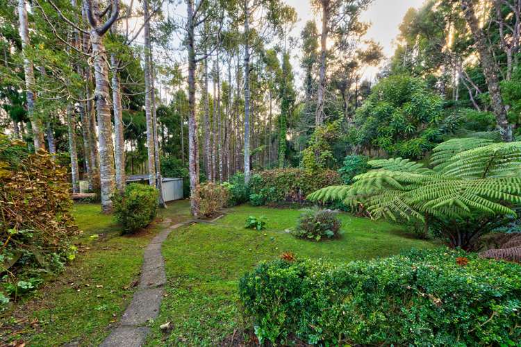 3 Ocean View Road Huia_18