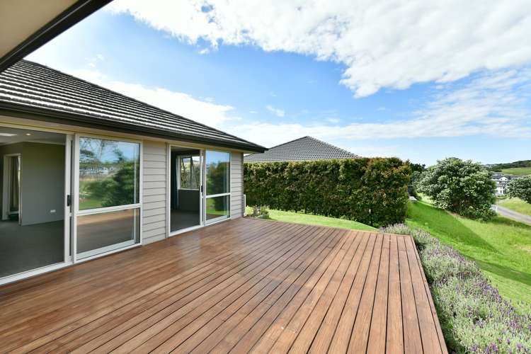 33 Discovery Drive Gulf Harbour_9