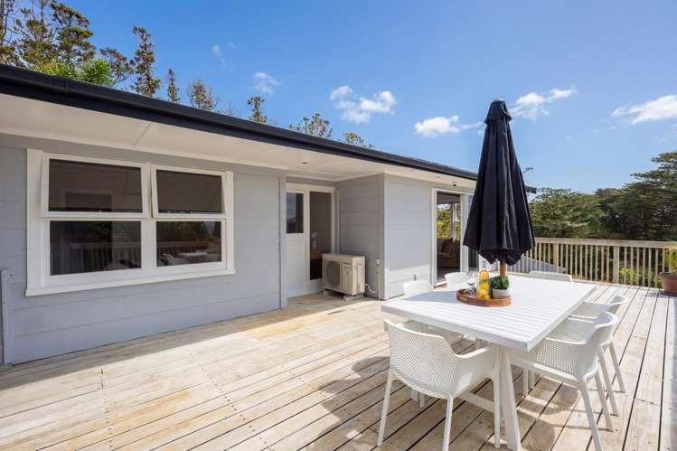 24 Mahurangi East Road Sandspit_37