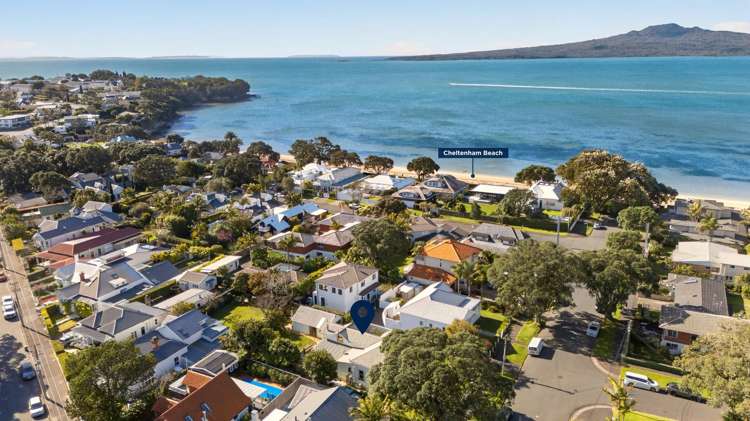 5 Matai Road Devonport_29
