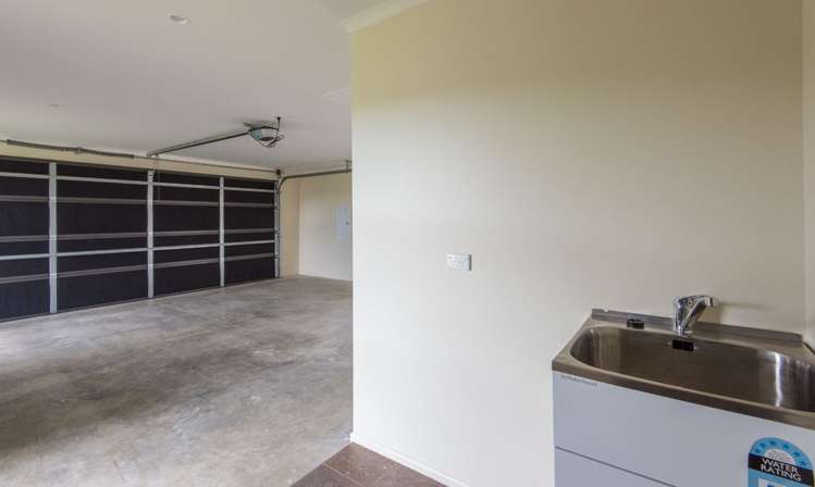 81 Sanctuary Drive Stoke_13