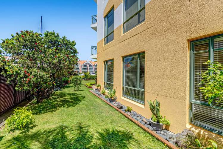 41 Waterside Crescent Gulf Harbour_23