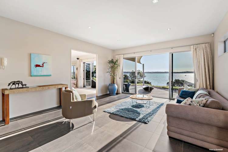 65 Pine Harbour Parade Beachlands_14