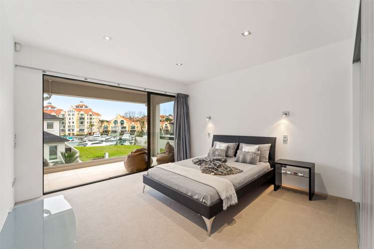 36 Rue Damarres Gulf Harbour_25