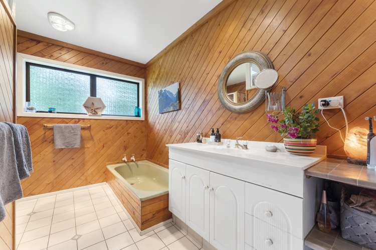 20 Whakapaki Street Urenui_10