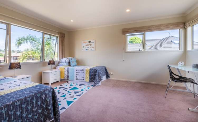 73 Halsey Drive Lynfield_14