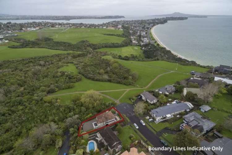 26 Oliver Twist Avenue Mellons Bay_41