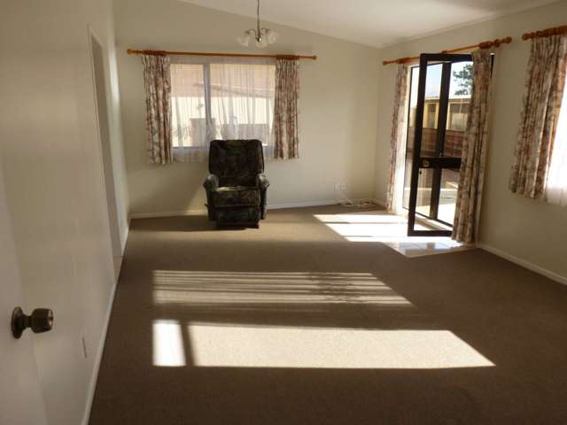 82 Gossamer Drive Pakuranga Heights_2