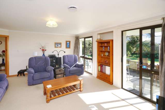 2 Ward Place Rangiora_4