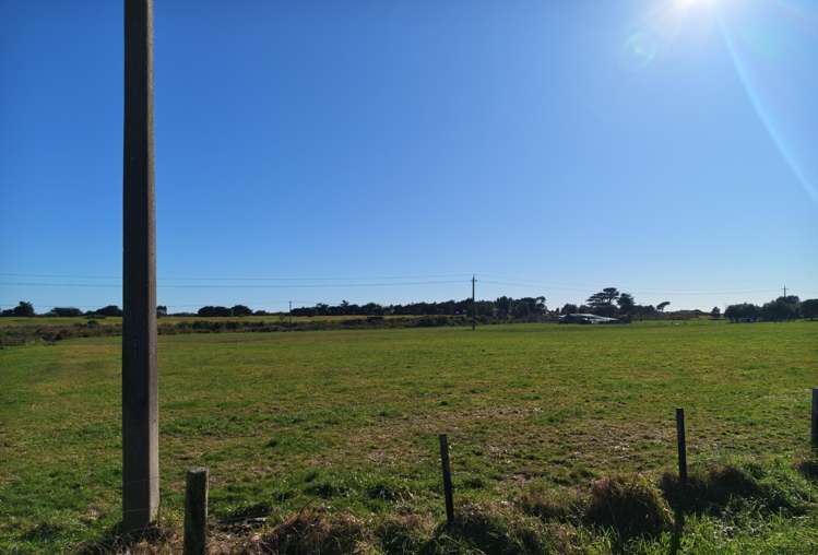 Ruatapu Road_0