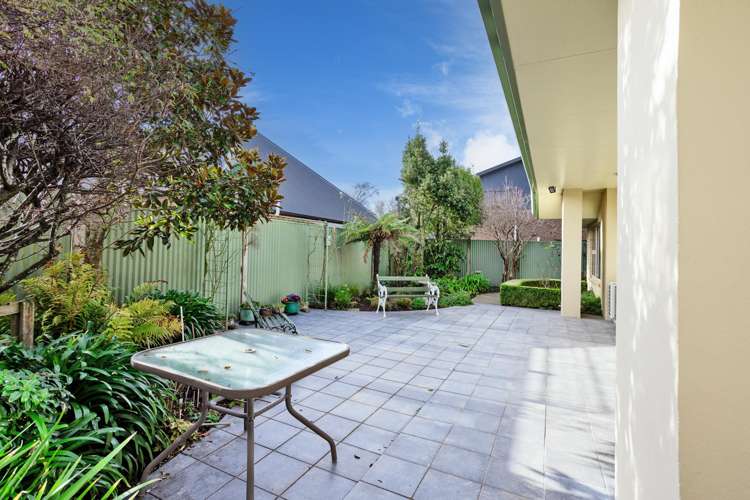 310 Herbert Street Windsor_19