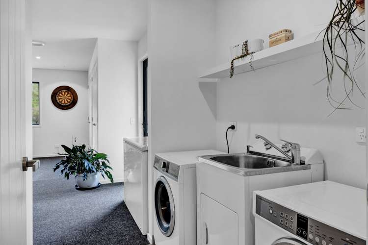 511 Plymouth Road Koru_32