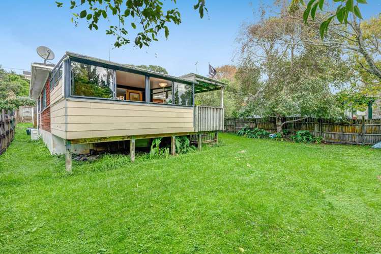 20a Holiday Road Stanmore Bay_25