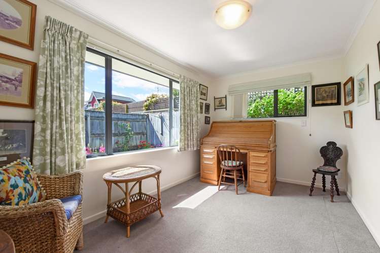 5 Di Pierri Way The Wood_16