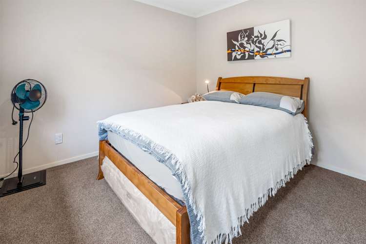 8 Landvale Court Browns Bay_15