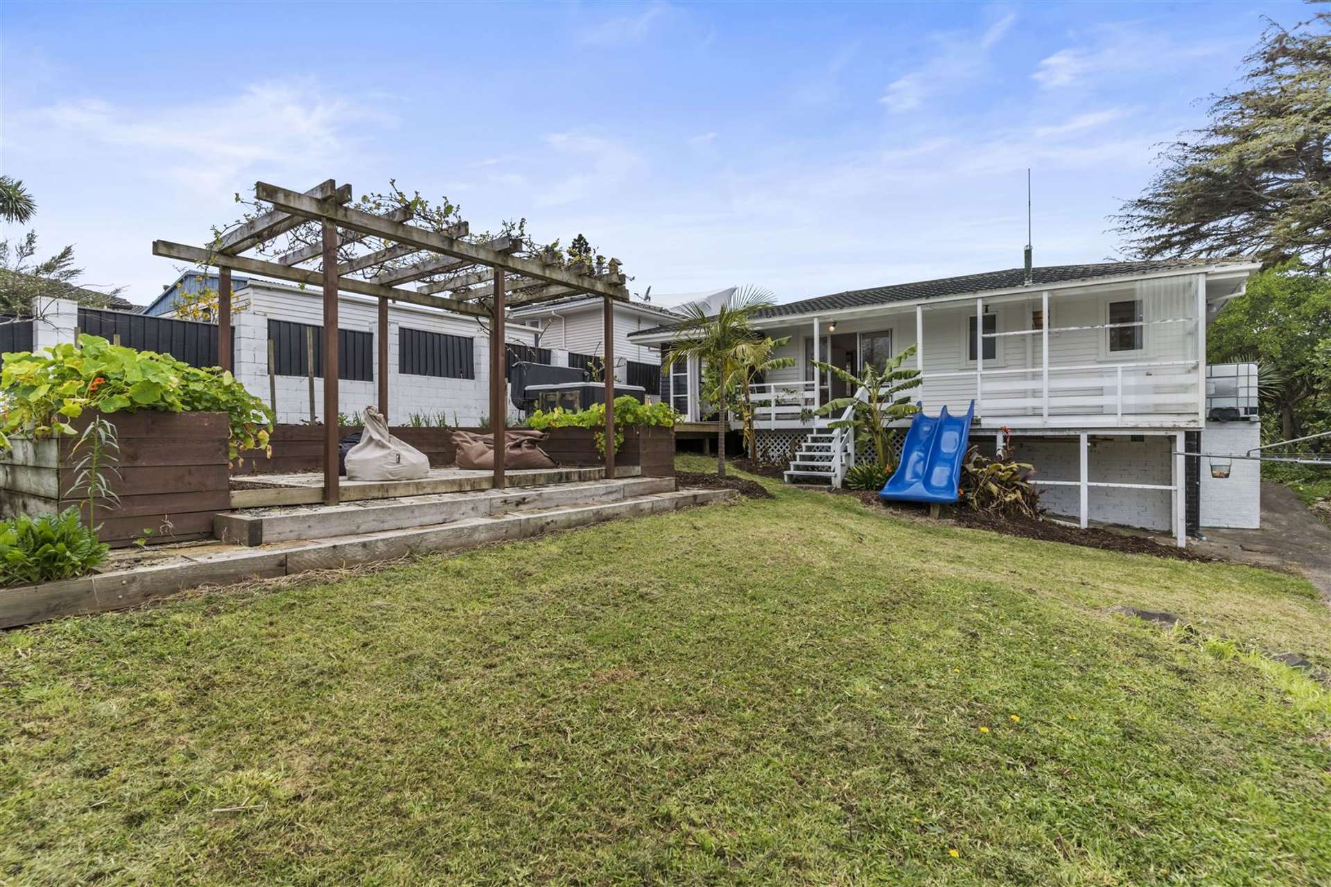 7 Hughes Terrace Te Atatu Peninsula_0