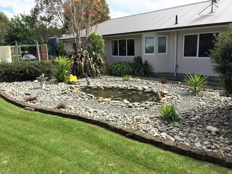 147 Lincoln Road Carterton_16