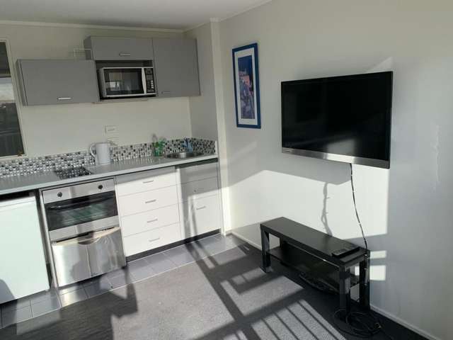602/72 Nelson Street Auckland Central_2