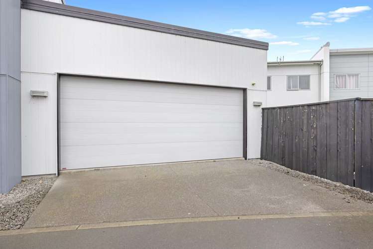 4 Tippet Crescent Wigram_12